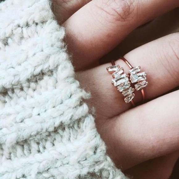 Gorjana Jewelry - Gorjana Amara CZ Baguette Stacking Ring Set